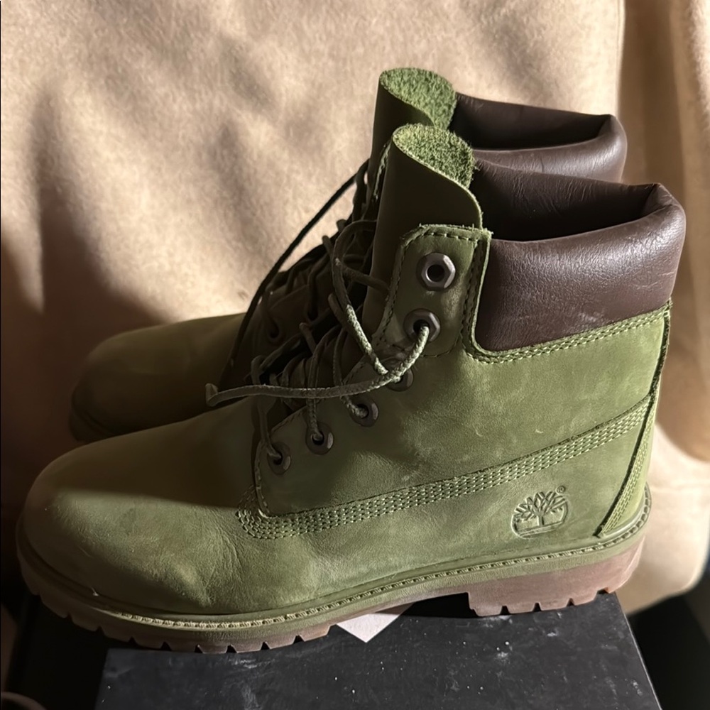 Timberland Kids Green Leather Boots 6Y, 7.5W